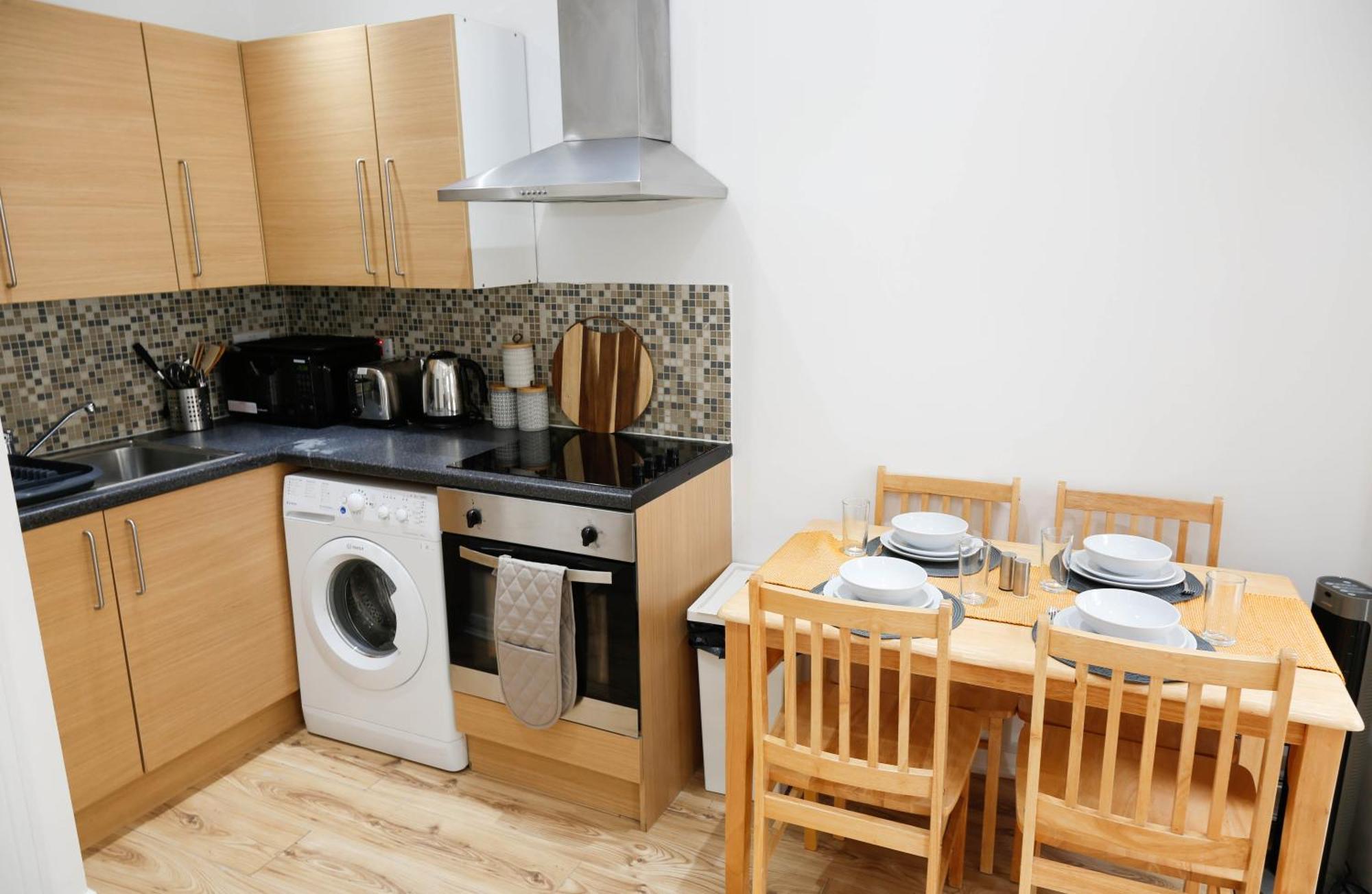 New Luxury Apartments In Central London Next To Shops, Cafes, Bars & Metro Zewnętrze zdjęcie