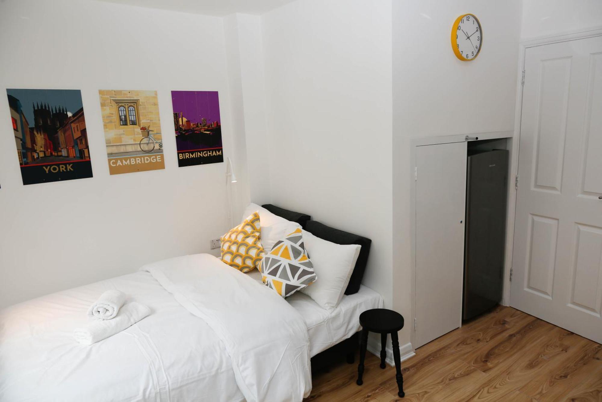 New Luxury Apartments In Central London Next To Shops, Cafes, Bars & Metro Zewnętrze zdjęcie