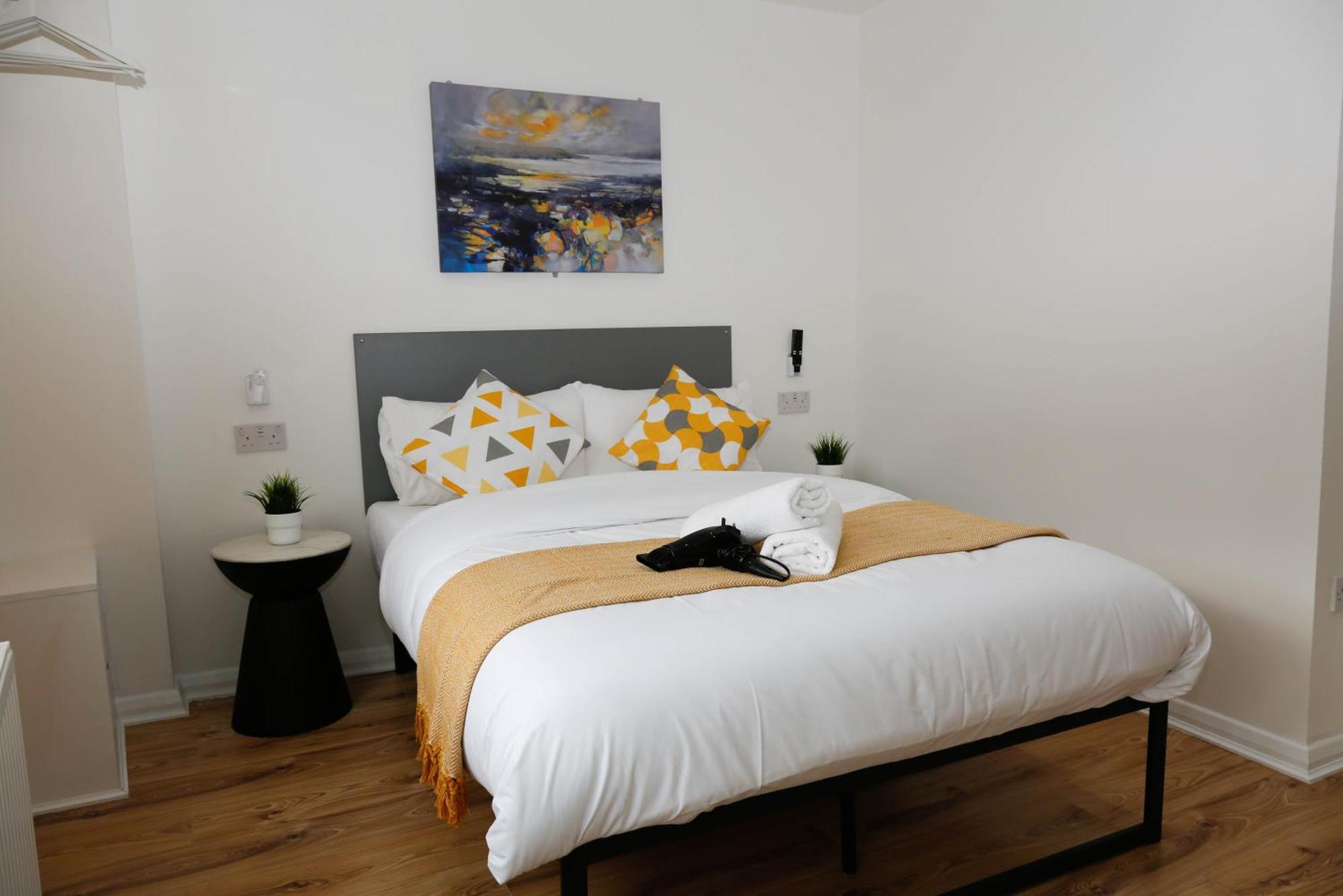 New Luxury Apartments In Central London Next To Shops, Cafes, Bars & Metro Zewnętrze zdjęcie