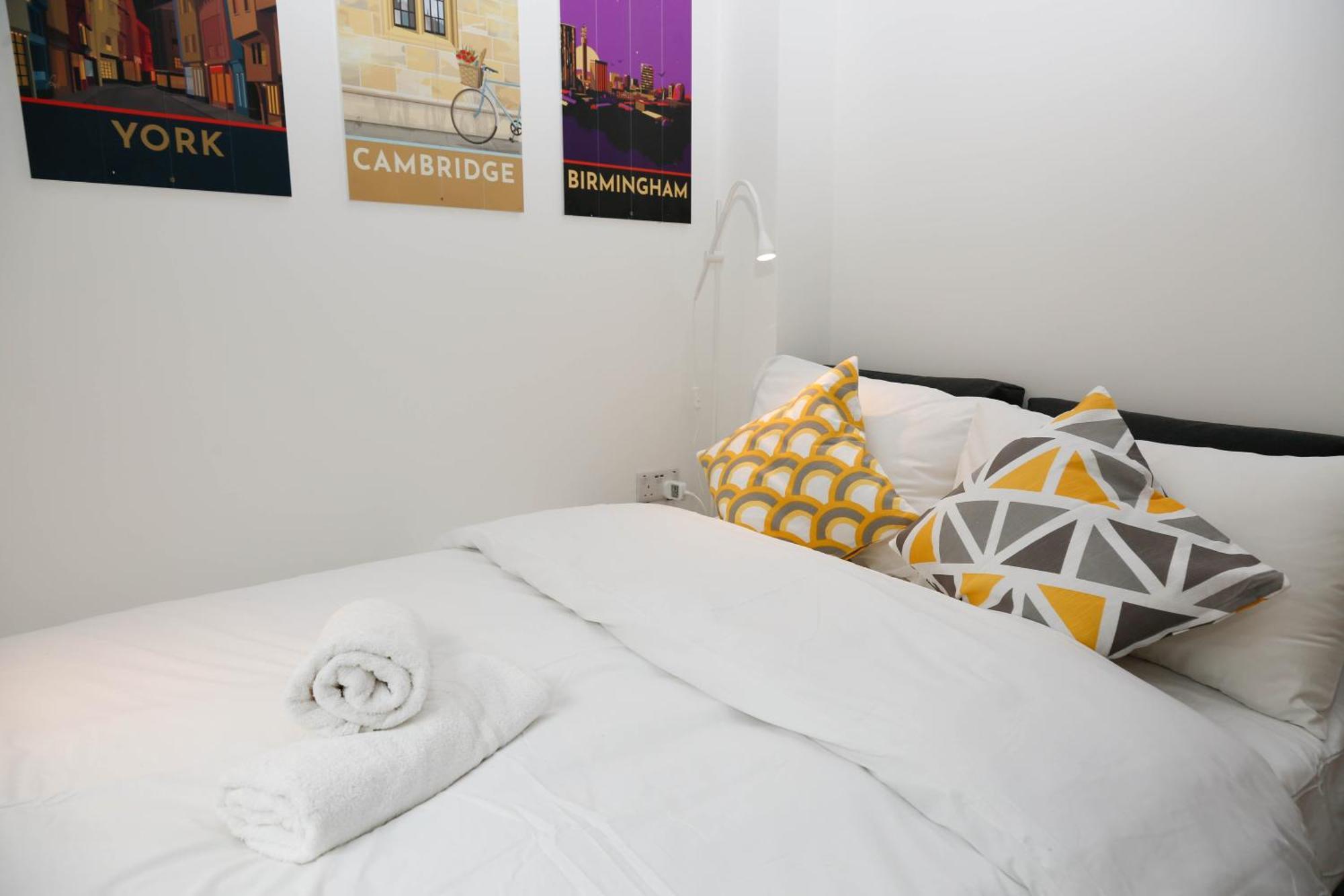 New Luxury Apartments In Central London Next To Shops, Cafes, Bars & Metro Zewnętrze zdjęcie