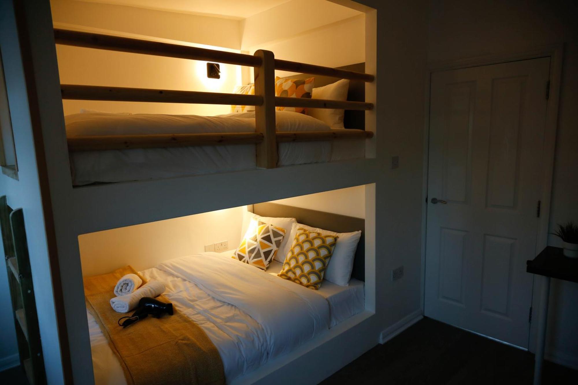 New Luxury Apartments In Central London Next To Shops, Cafes, Bars & Metro Zewnętrze zdjęcie