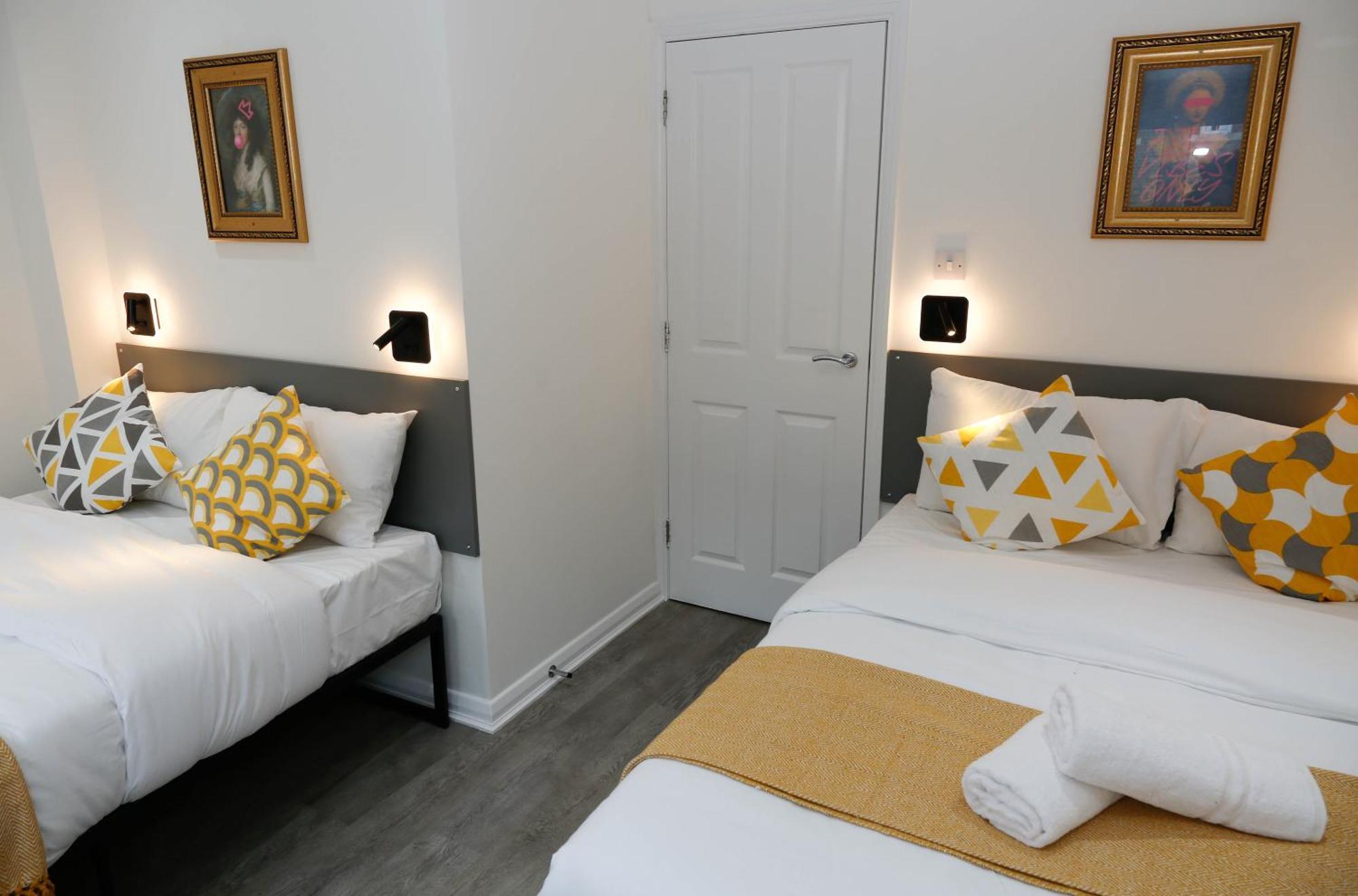 New Luxury Apartments In Central London Next To Shops, Cafes, Bars & Metro Zewnętrze zdjęcie