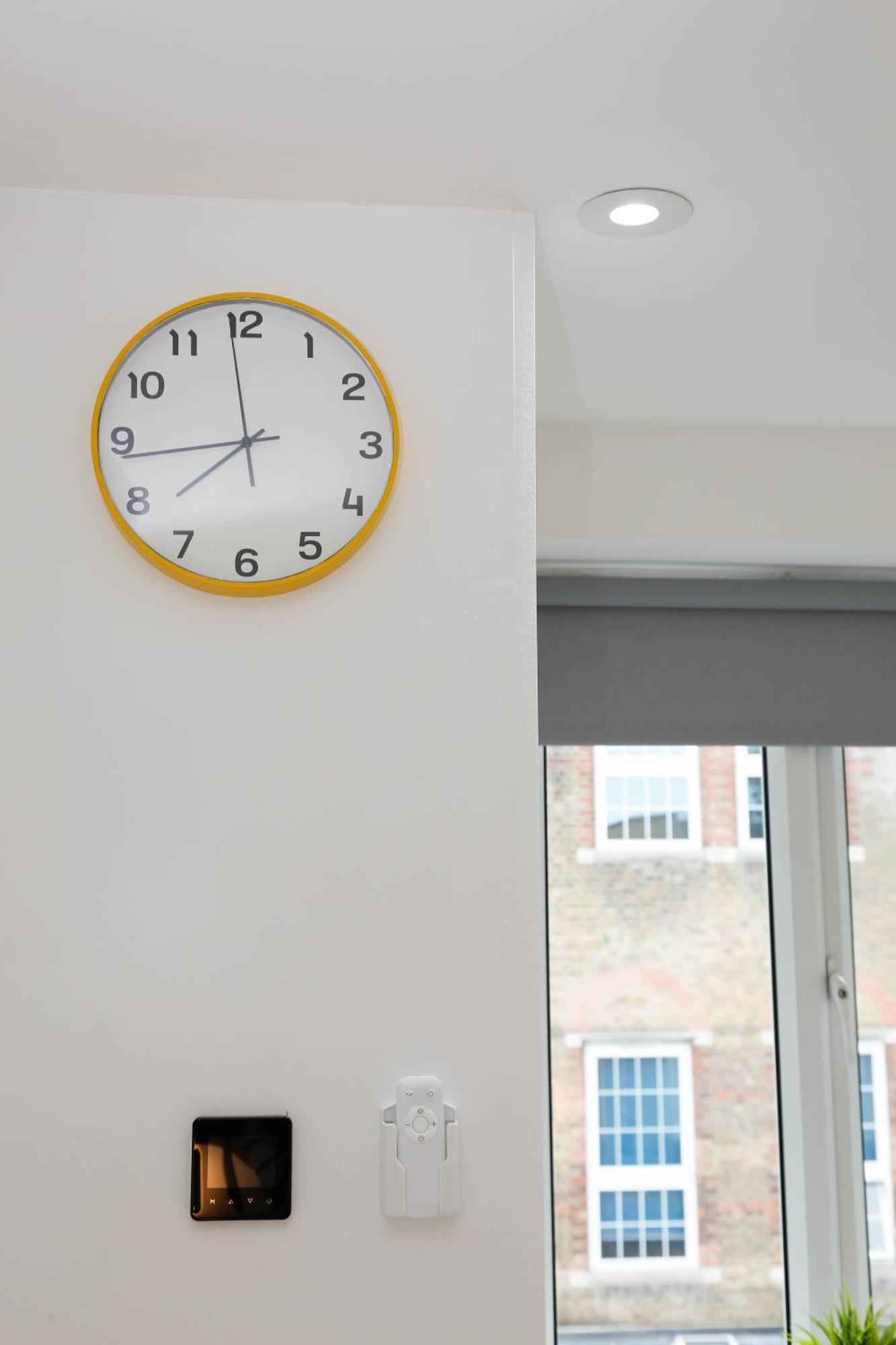 New Luxury Apartments In Central London Next To Shops, Cafes, Bars & Metro Zewnętrze zdjęcie