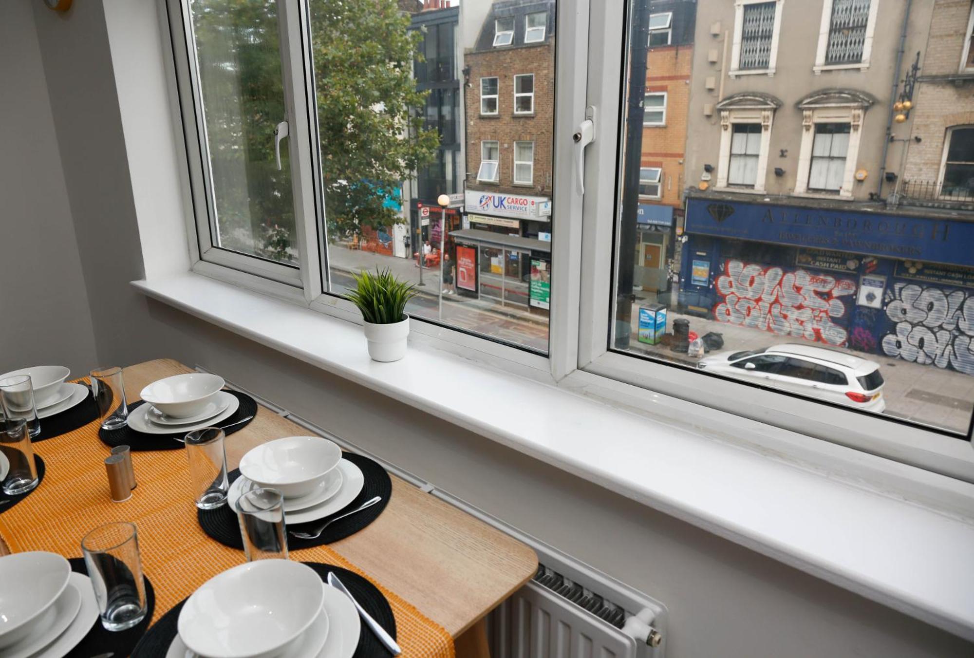 New Luxury Apartments In Central London Next To Shops, Cafes, Bars & Metro Zewnętrze zdjęcie