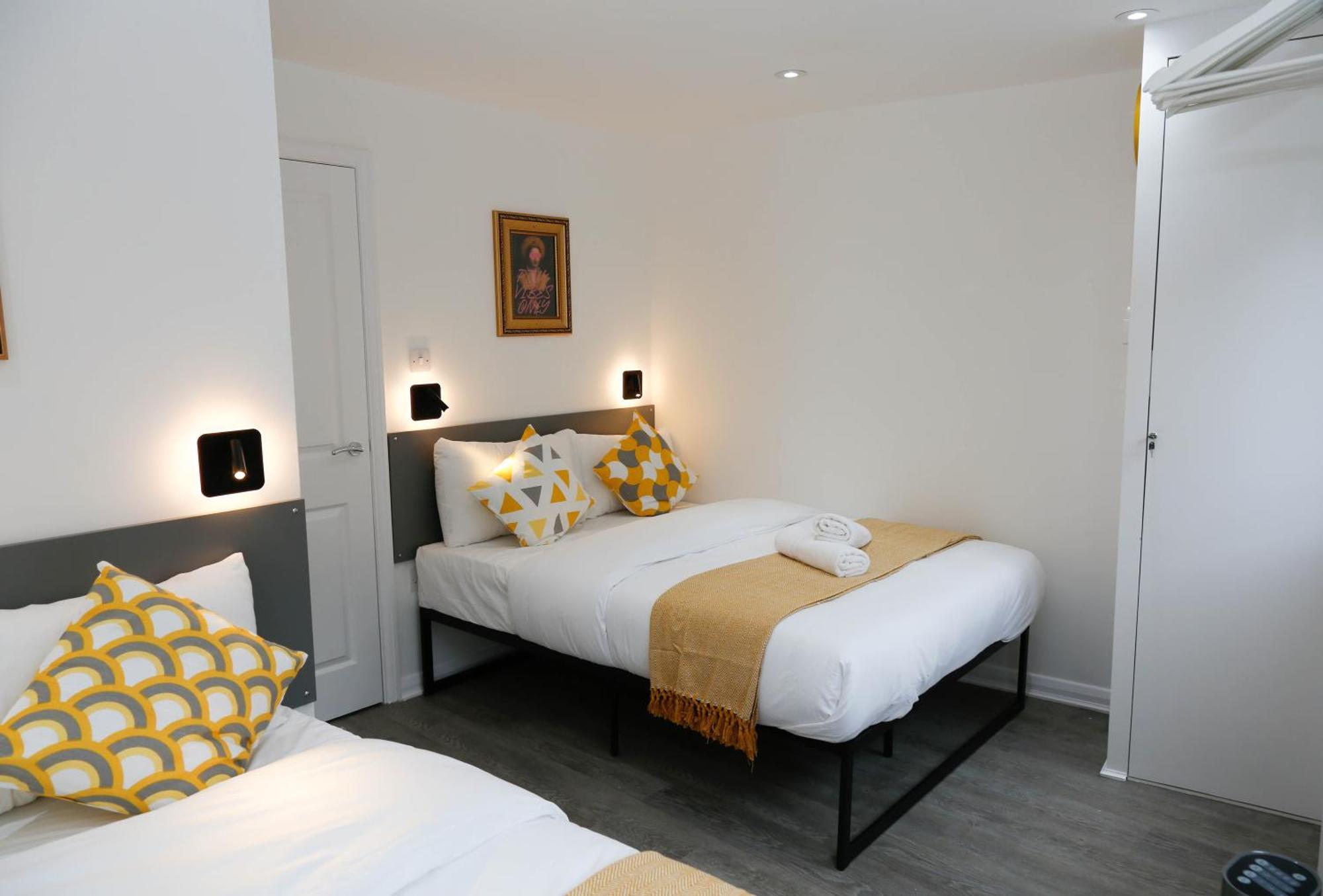 New Luxury Apartments In Central London Next To Shops, Cafes, Bars & Metro Zewnętrze zdjęcie