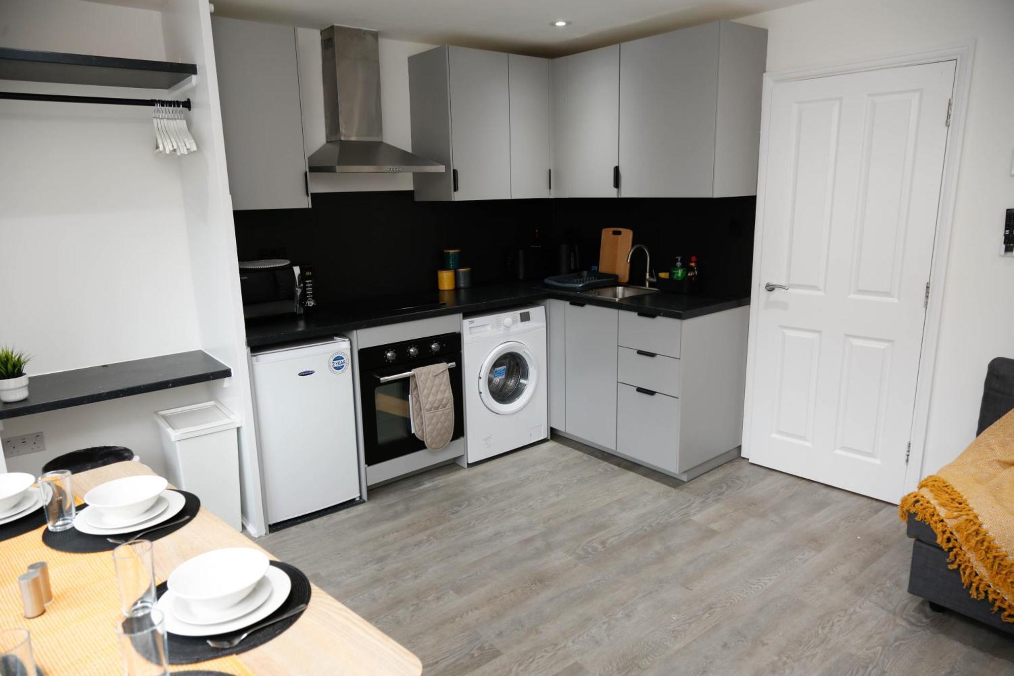New Luxury Apartments In Central London Next To Shops, Cafes, Bars & Metro Zewnętrze zdjęcie